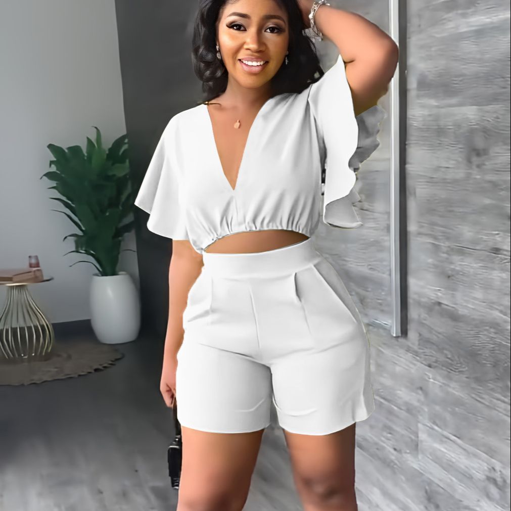 Sexy V Neck Ruffles Sleeve Crop Top &amp; Pockets Shorts Suit