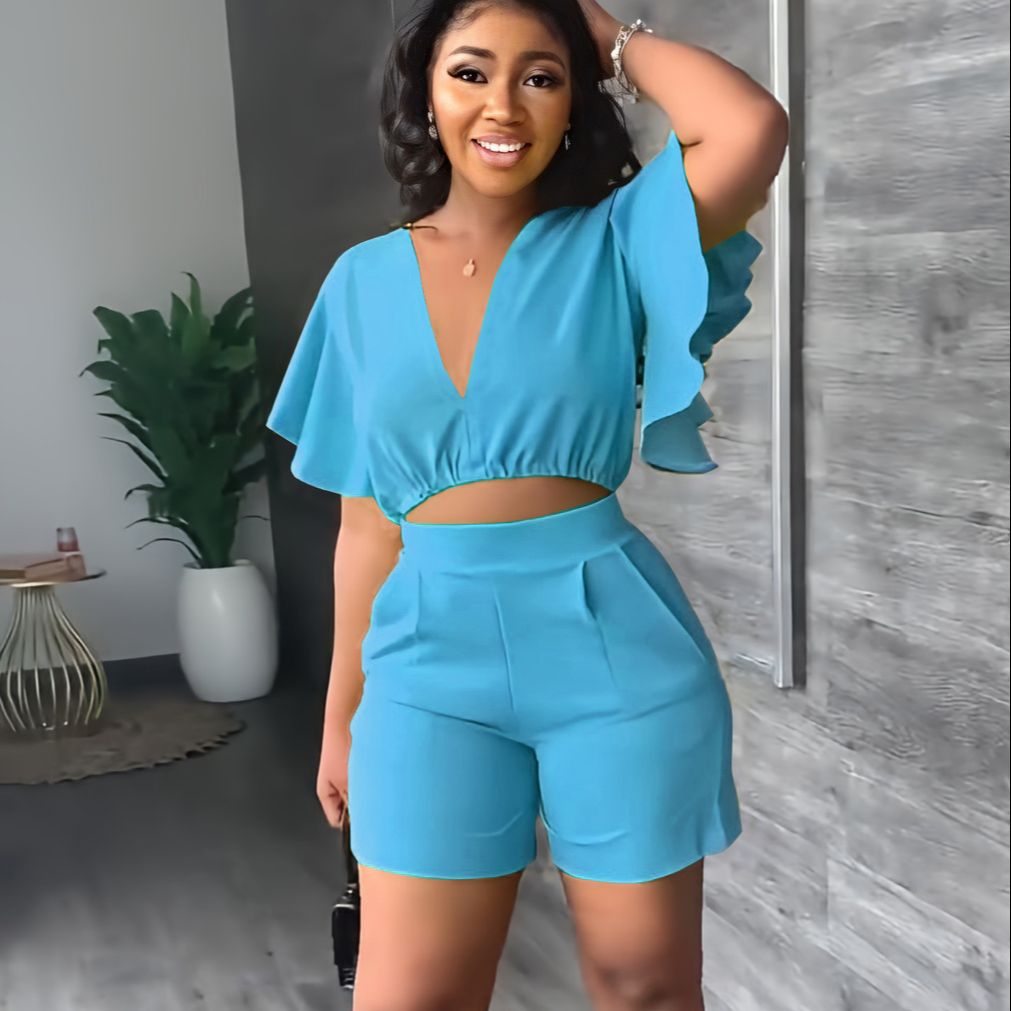 Sexy V Neck Ruffles Sleeve Crop Top &amp; Pockets Shorts Suit