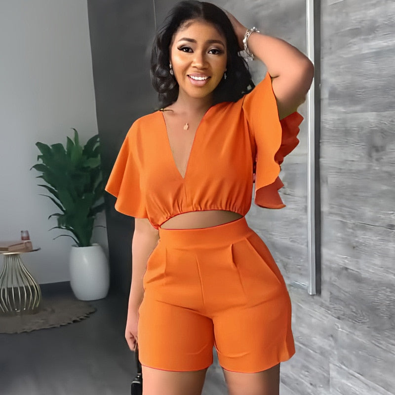 Sexy V Neck Ruffles Sleeve Crop Top &amp; Pockets Shorts Suit